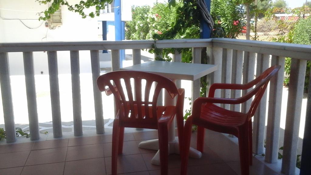 O Fotis Aparthotel Agios Prokopios  Exterior photo